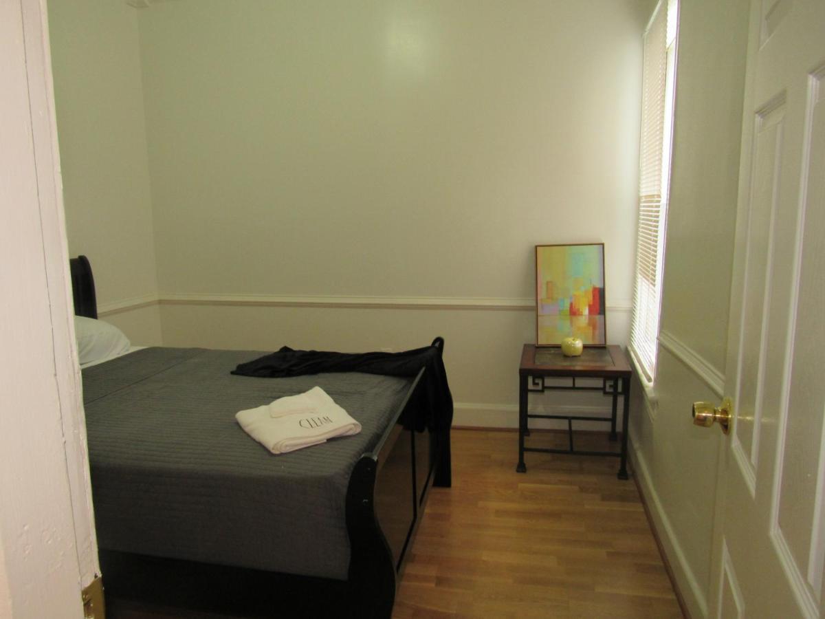 Located In The Noma-Gallaudet Neighborhood Apartment Washington Exterior photo