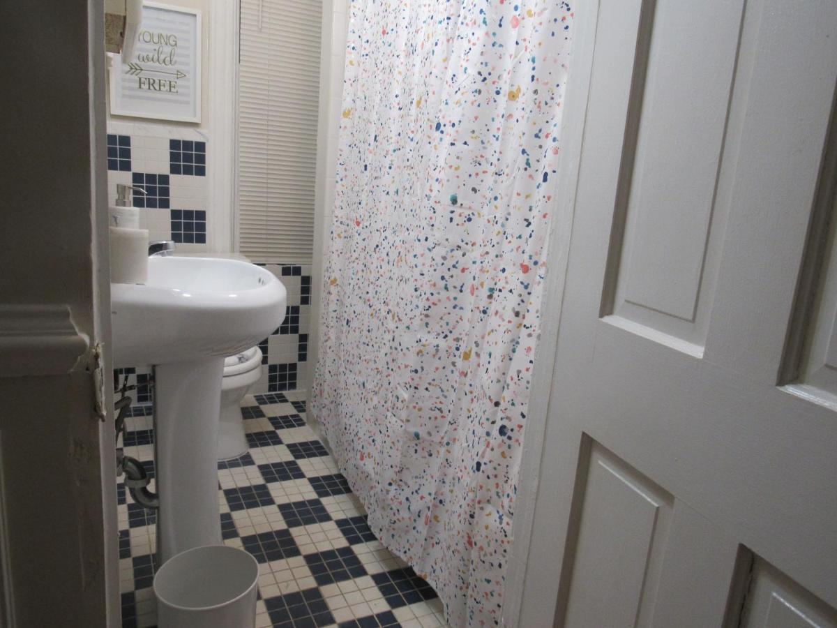 Located In The Noma-Gallaudet Neighborhood Apartment Washington Exterior photo